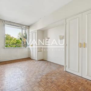Boulogne-Billancourt - Deux pièces transformable en trois pièces