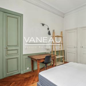 PIED-À-TERRE - TRIANGLE D'OR