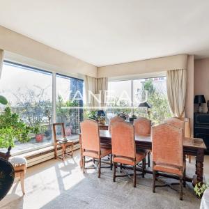 Paris XIVe – dernier étage avec terrasse panoramique
