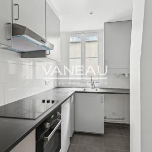 Paris Xe - Charmant appartement de trois pièces clef en main -