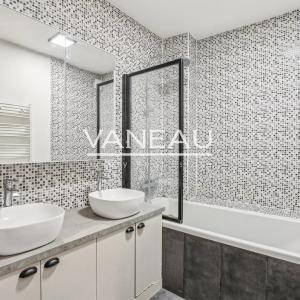 Paris Xème - Bel appartement familial de quatre pièces en parfai