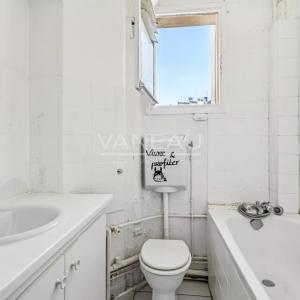 Paris XVe Volontaires - Appartement lumineux en étage élevé