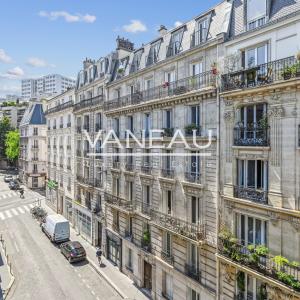Paris XVe Volontaires - Appartement lumineux en étage élevé