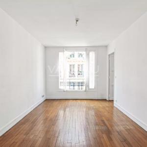 Paris XVe Volontaires - Appartement lumineux en étage élevé