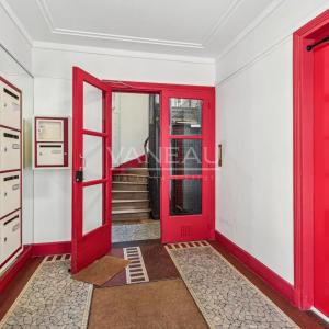 Paris XVe Volontaires - Appartement lumineux en étage élevé