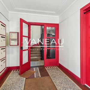 Paris XVe Volontaires - Appartement lumineux en étage élevé