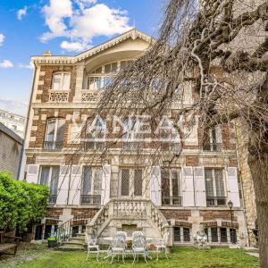 Maison de charme avec jardin - Cinq chambres