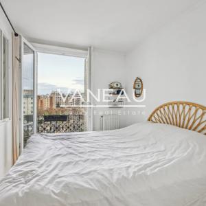 Exclusivité - Paris XVème 3 pièces ou grand 2 pièces lumineux en