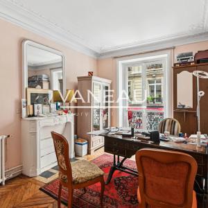Paris Xe - Magenta / Saint-Quentin - charmant trois pièces pour 