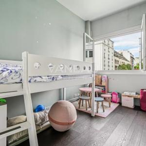 Levallois-Perret – proche Neuilly - Appartement familial