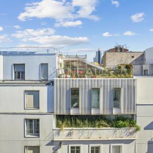 Paris XVe - Rue de l’Harmonie – Beau 3 pièces, dernier étage ave