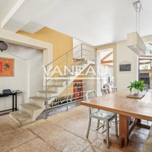 Quatre chambres et une grande pièce de vie