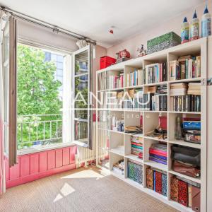 Quatre chambres et une grande pièce de vie