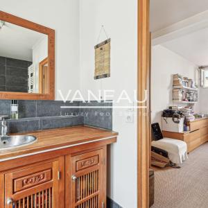 Quatre chambres et une grande pièce de vie