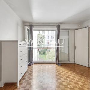 Paris XVe - Lecourbe - Studio lumineux au calme sur cour