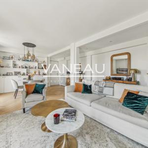Boulogne Nord - luxueux trois pièces au dernier étage, balcons, 