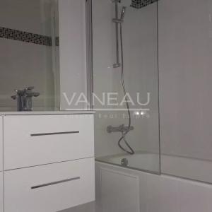 Paris VIII - deux pièces - Clément Marot