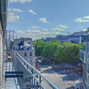 PARIS V - Joli deux pièces meublé - Cardinal Lemoine - vue sur l