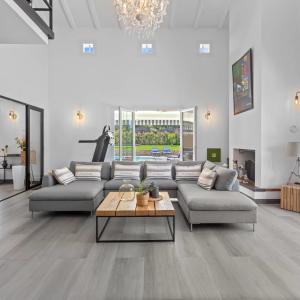 Proche Mougins, Magnifique villa rénovée à vendre