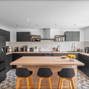 Proche Mougins, Magnifique villa rénovée à vendre