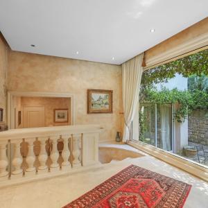 A VENDRE CANNES LE CANNET  VILLA SPACIEUSE DOMAINE PRIVE