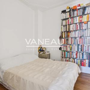 Exclusivité - Paris 6 - Luxembourg/Vavin - Trois pièces traversa