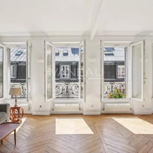 Exclusivité - Paris VIe - Luxembourg/Vavin - Trois pièces traver