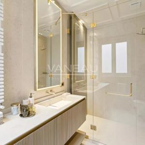 PARIS VIIIe - Triangle d'Or - Magnifique appartement familial et