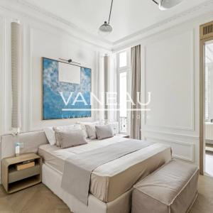PARIS VIIIe - Triangle d'Or - Magnifique appartement familial et
