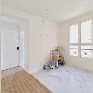 Paris IIe - Montorgueil - Appartement dernier étage avec terrass