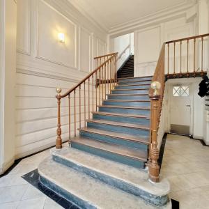 Paris IIe - Montorgueil - Appartement dernier étage avec terrass