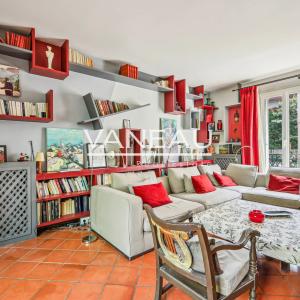Villa privée, maison familiale avec extérieur
