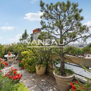 Paris XIVe – dernier étage avec terrasse panoramique