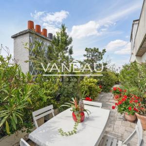 Paris XIVe – dernier étage avec terrasse panoramique