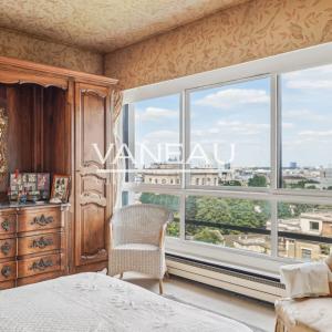 Paris XIVe – dernier étage avec terrasse panoramique