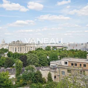 Paris XIVe – dernier étage avec terrasse panoramique