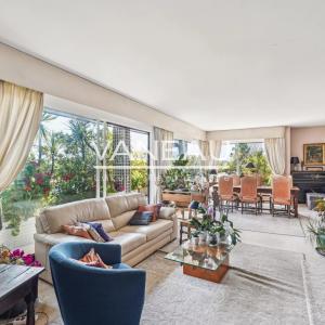 Paris XIVe – dernier étage avec terrasse panoramique