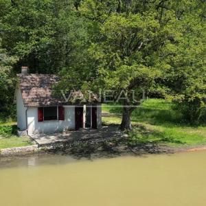 Domaine de 20 hectares - 1.30h de paris - perche sud