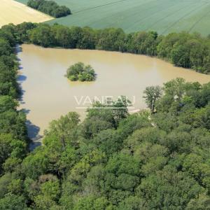 Domaine de 20 hectares - 1.30h de paris - perche sud