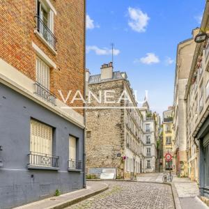 Studio au calme, au pied de Montmartre.