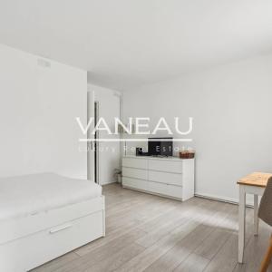 Studio au calme, au pied de Montmartre.