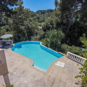 Antibes -  Superbe villa provençale avec belle vue  mer panorami
