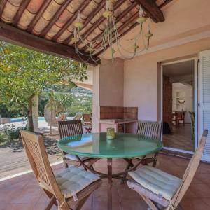 Antibes -  Superbe villa provençale avec belle vue  mer panorami