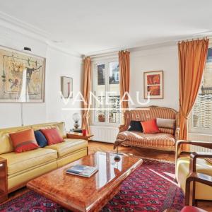 Paris VIII - Av. Matignon - Gabriel - Charmant 3 pièces avec bal