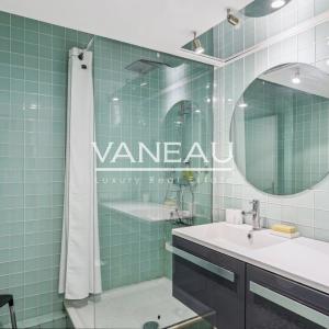 Studio lumineux de 30 m² en étage élevé - Bon état - Vue dégagée