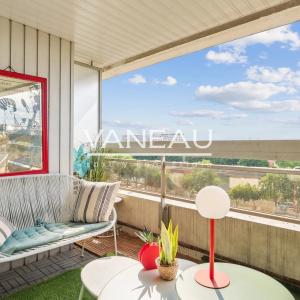 Studio lumineux de 30 m² en étage élevé - Bon état - Vue dégagée