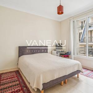 PARIS XVIème - Beaugrenelle-Auteuil - Appartement rénové -