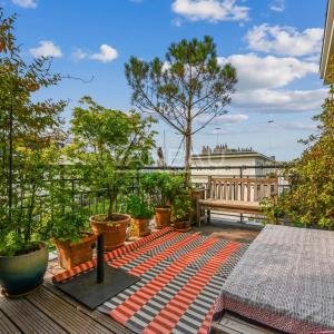 Suresnes - Trois pièces avec large terrasse