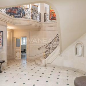 Paris XVIe - OCDE - Spectaculaire appartement de réception allia