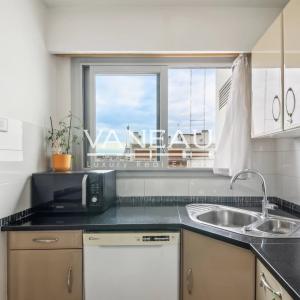 Paris XVe – Boucicaut / Charles Michels : Appartement dernier ét